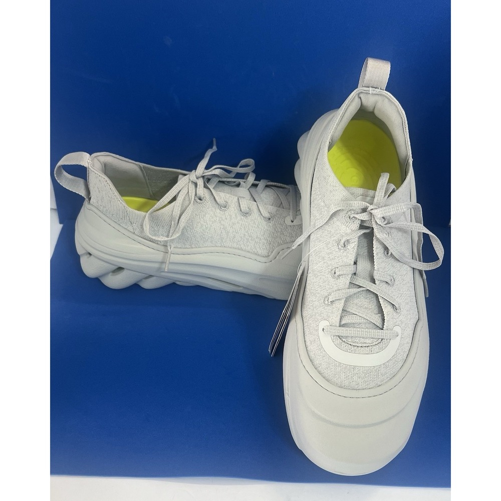 Crocs Echo Surge Knit Shoes Mens Size 12 Bone/Off White Sneakers New Without Box